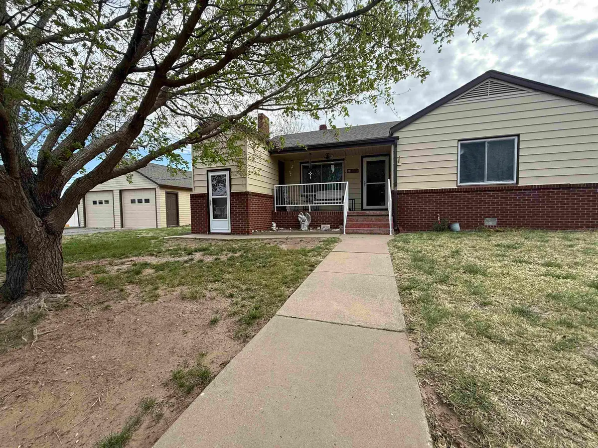 1124 15th St, Woodward, OK 73801-3024 - #1