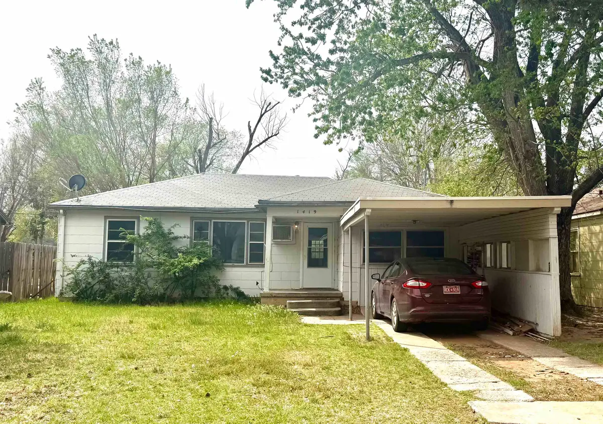 1419 19th, Woodward, OK 73801 - #1