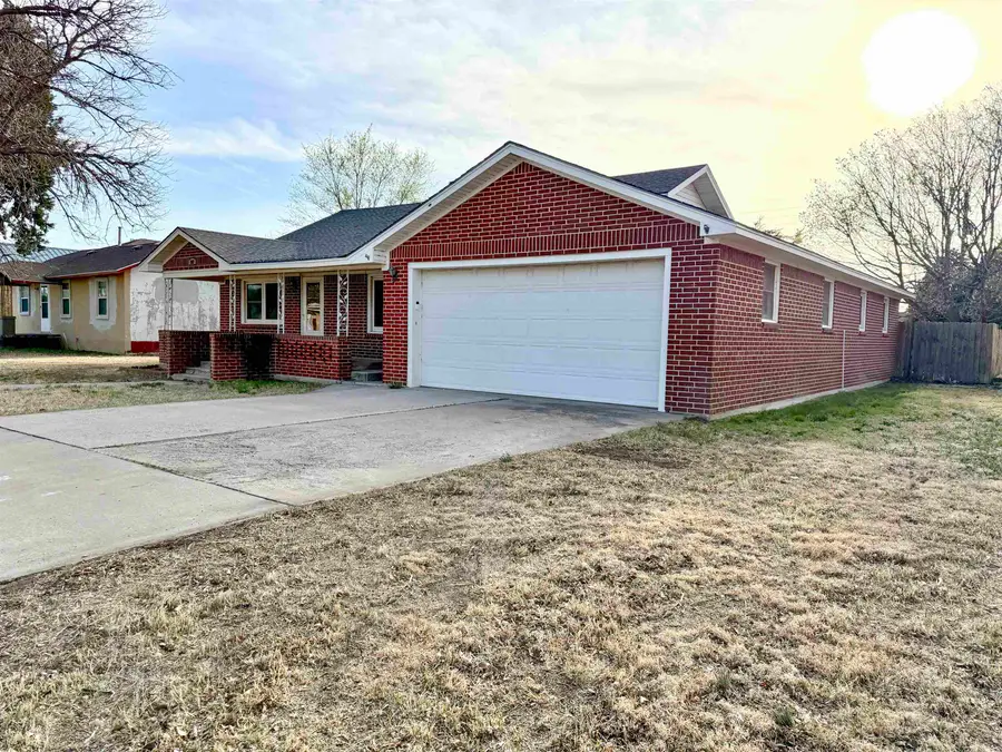 202 S 5th, Texhoma, OK 73949 - #3