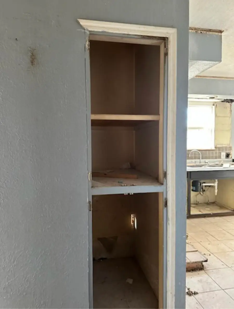 1310 S Leona Mitchell, Enid, OK 73701 - #3