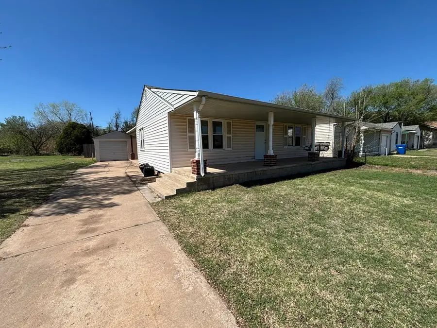 2206 N Independence, Enid, OK 73701 - #2