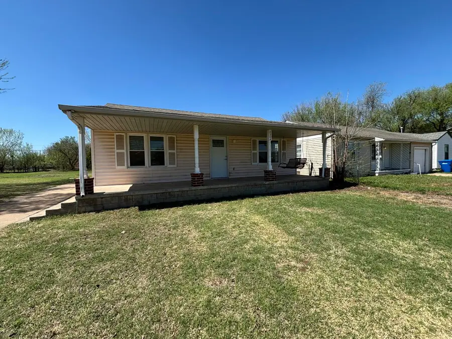 2206 N Independence, Enid, OK 73701 - #3