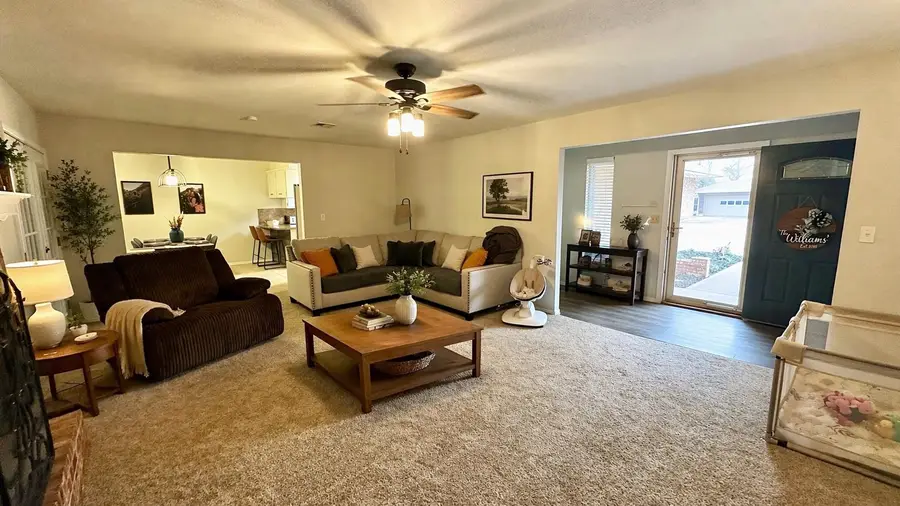 1020 Canterbury, Enid, OK 73703 - #2