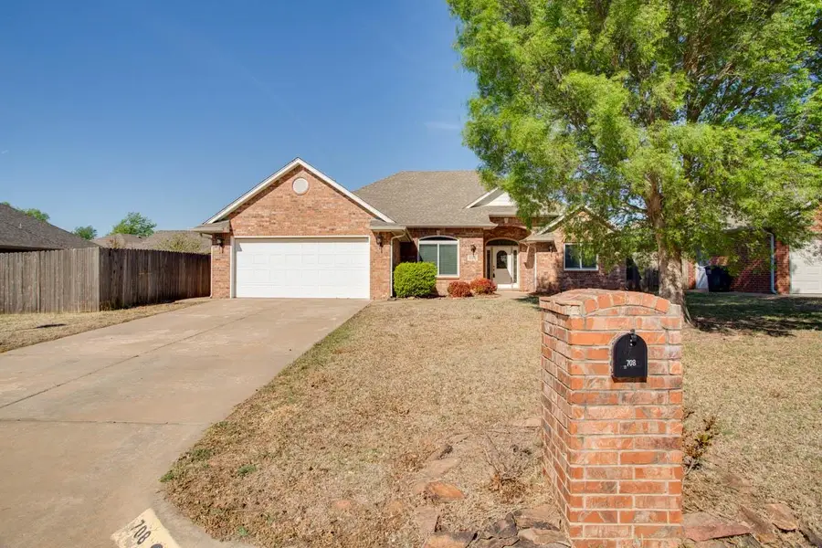 708 Bear Run, Enid, OK 73703 - #2