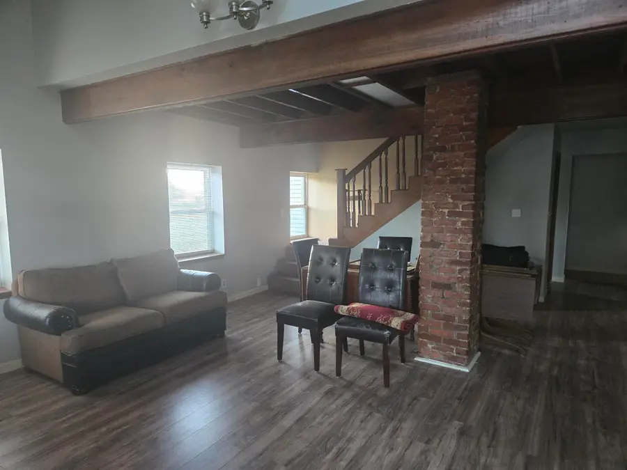 421 W Main St, Cherokee, OK 73728 - #3