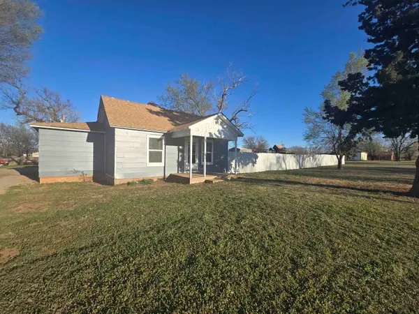 315 S 1st, Fairview, OK 73737