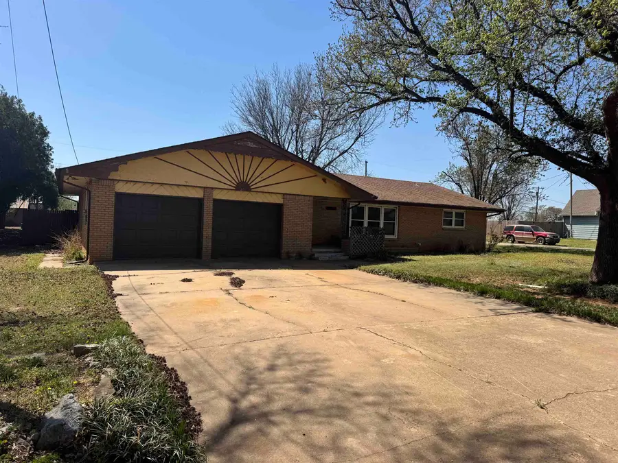 1518 Poplar St, Nash, OK 73761 - #2