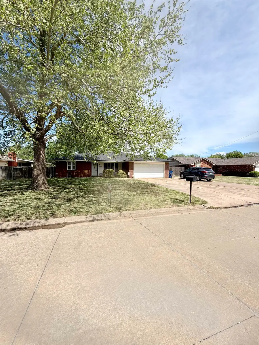 224 California, Enid, OK 73701-6518 - #2