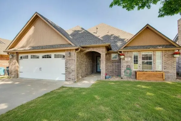 4802 Manchester Dr, Enid, OK 73703