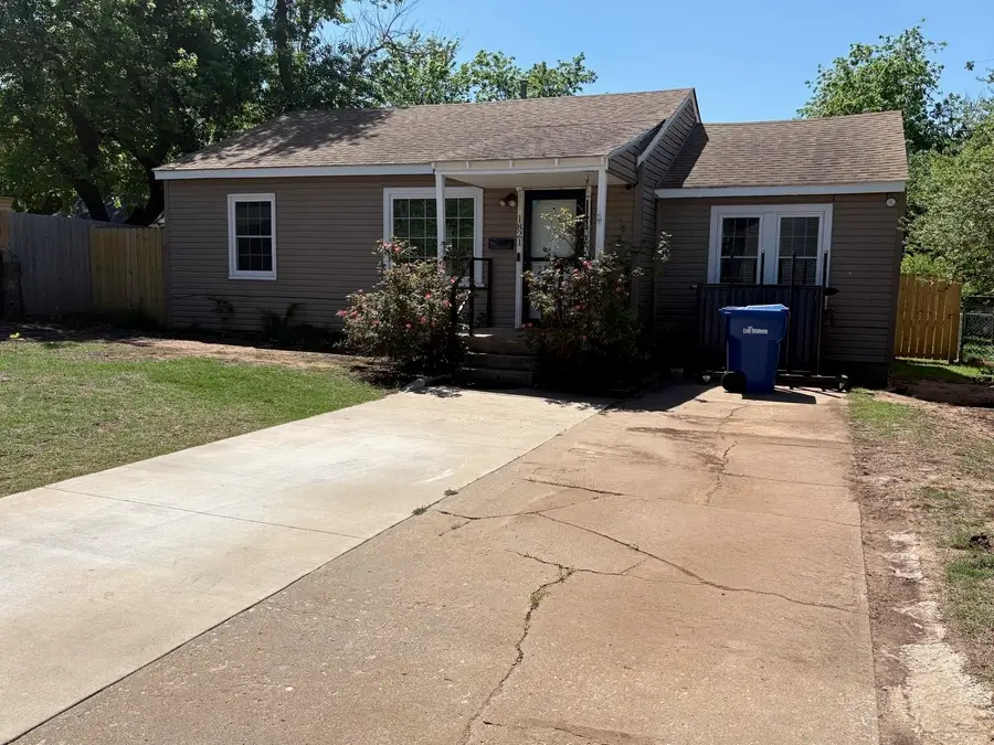 1821 E Oklahoma, Enid, OK 73701 - #2