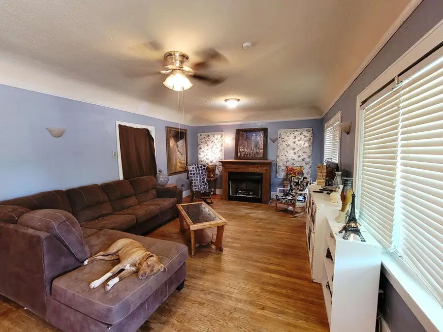 2102 E Elm, Enid, OK 73701 - #3