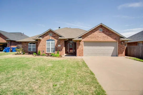 805 Caribou Cir, Enid, OK 73703