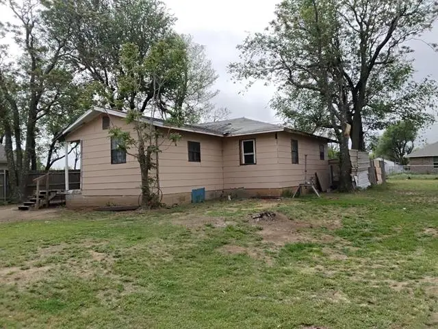 607 W Cheyenne, El Reno, OK 73036 - #3