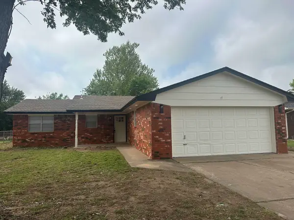 709 Chisholm Trail, Enid, OK 73701