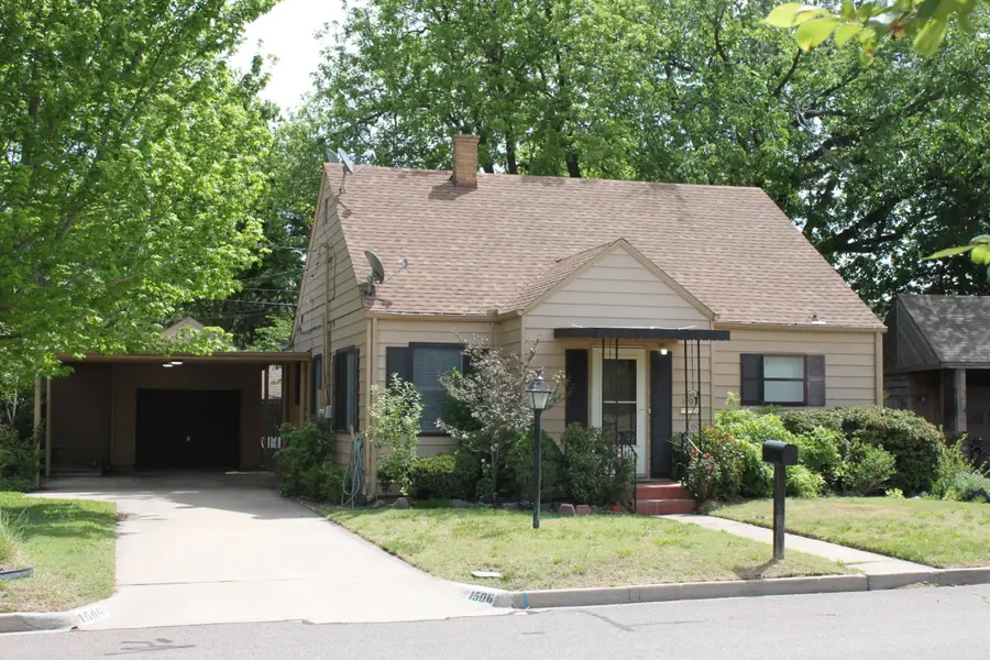 1506 Circle Dr, Woodward, OK 73801-9999 - #2