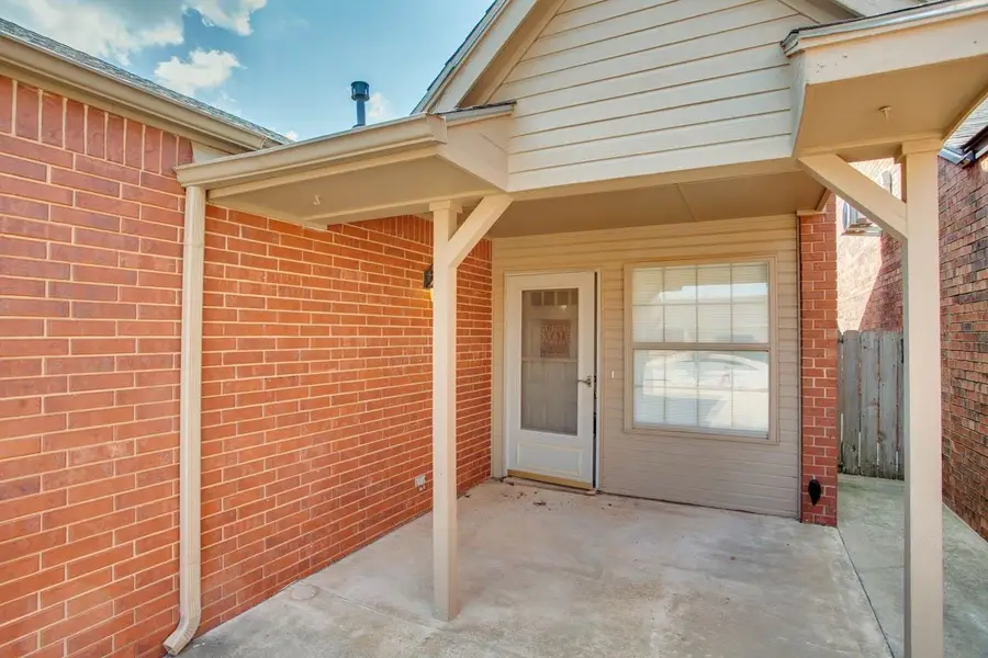 4009 Philadelphia Pl, Enid, OK 73703 - #3