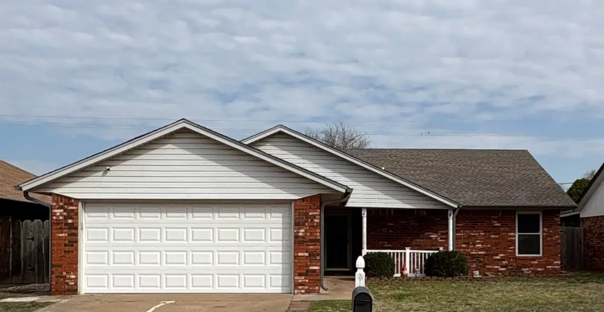 4302 Rampart St, Enid, OK 73703 - #1