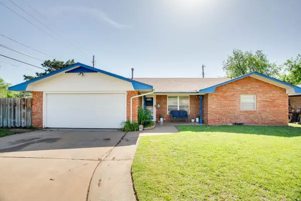 129 Margaret Cir, Enid, OK 73703