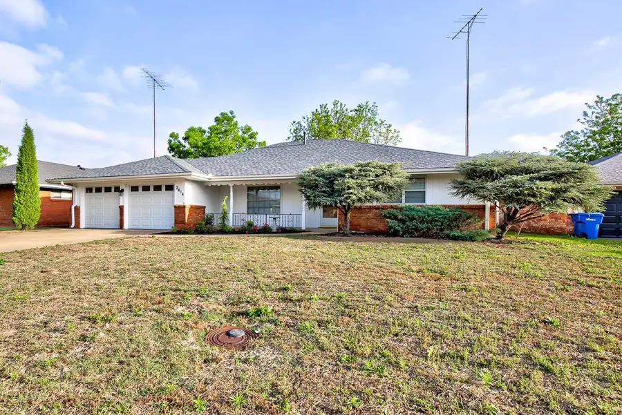 2414 Indian Dr, Enid, OK 73703 - #2
