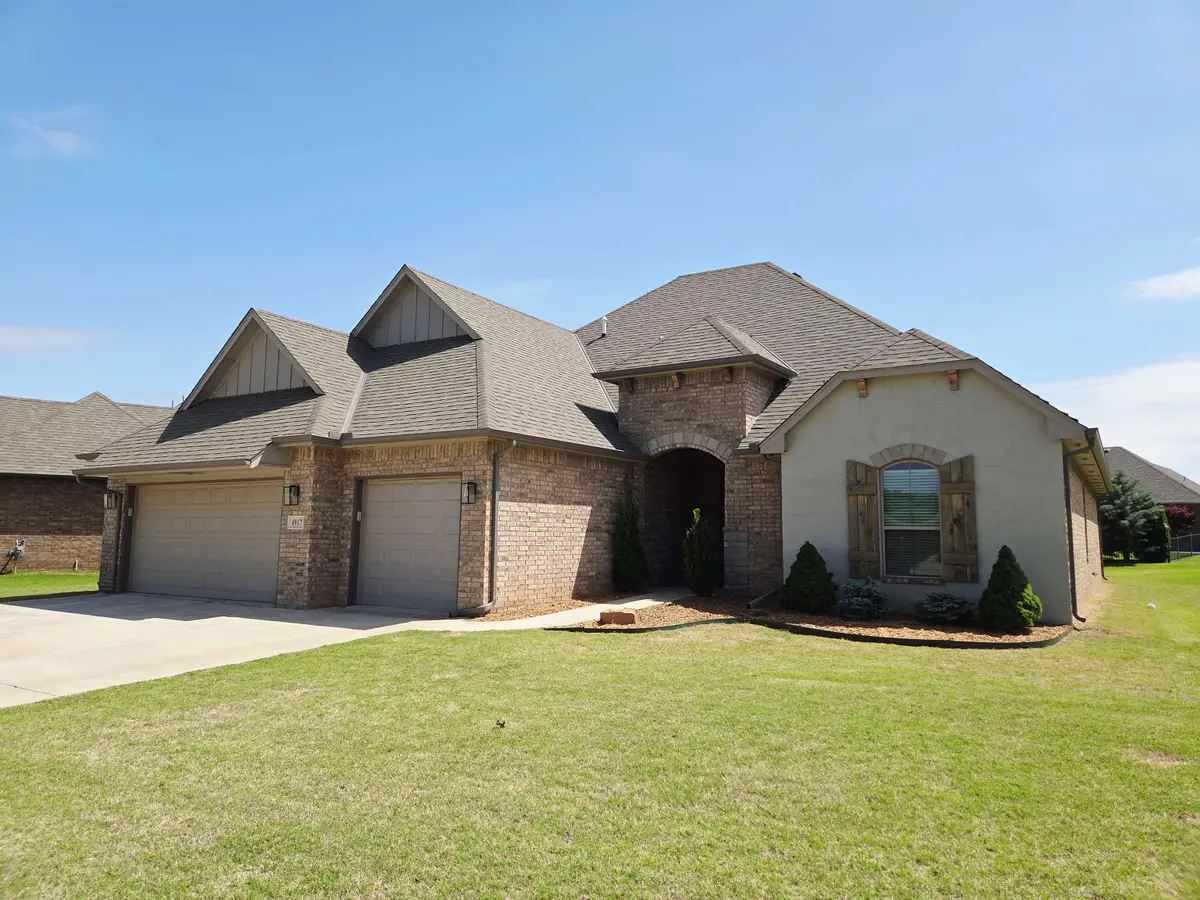 4917 Deerfield Ave, Enid, OK 73703 - #1