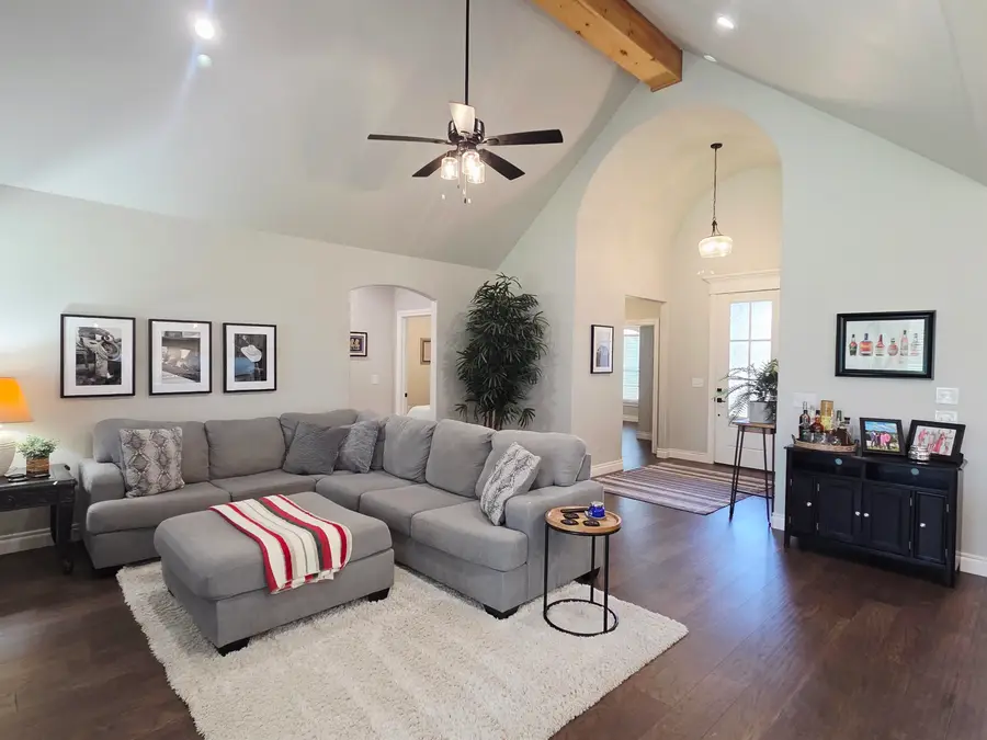 4917 Deerfield Ave, Enid, OK 73703 - #3