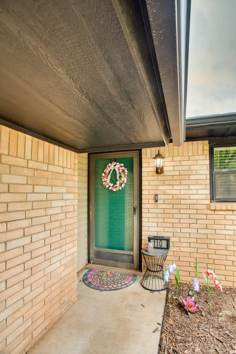 110 N Keystone, Enid, OK 73703 - #3