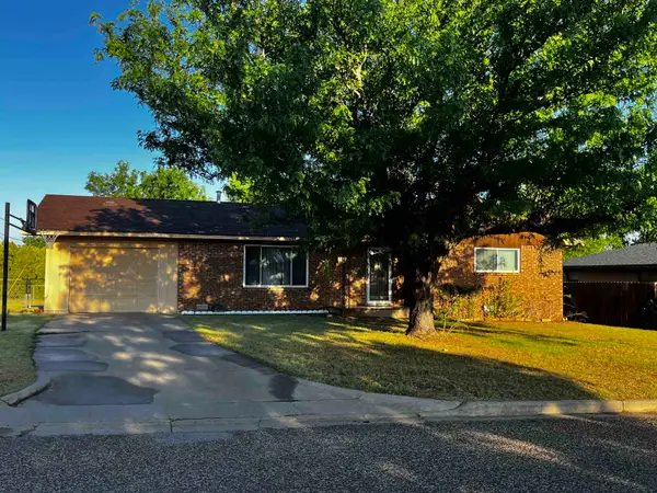 405 Avenue Q, Beaver, OK 73932-0000