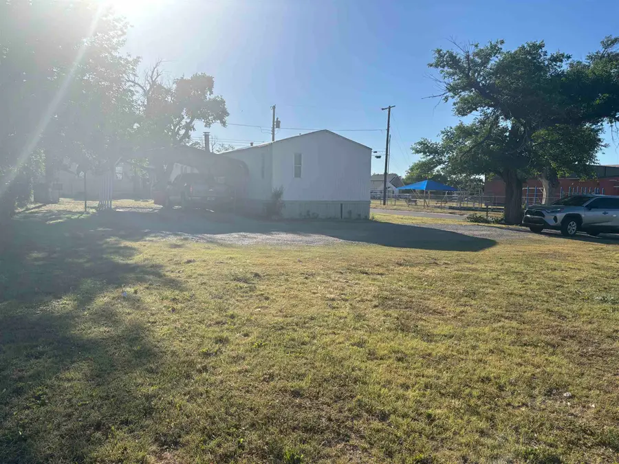 1701 1st, Woodward, OK 73801 - #2