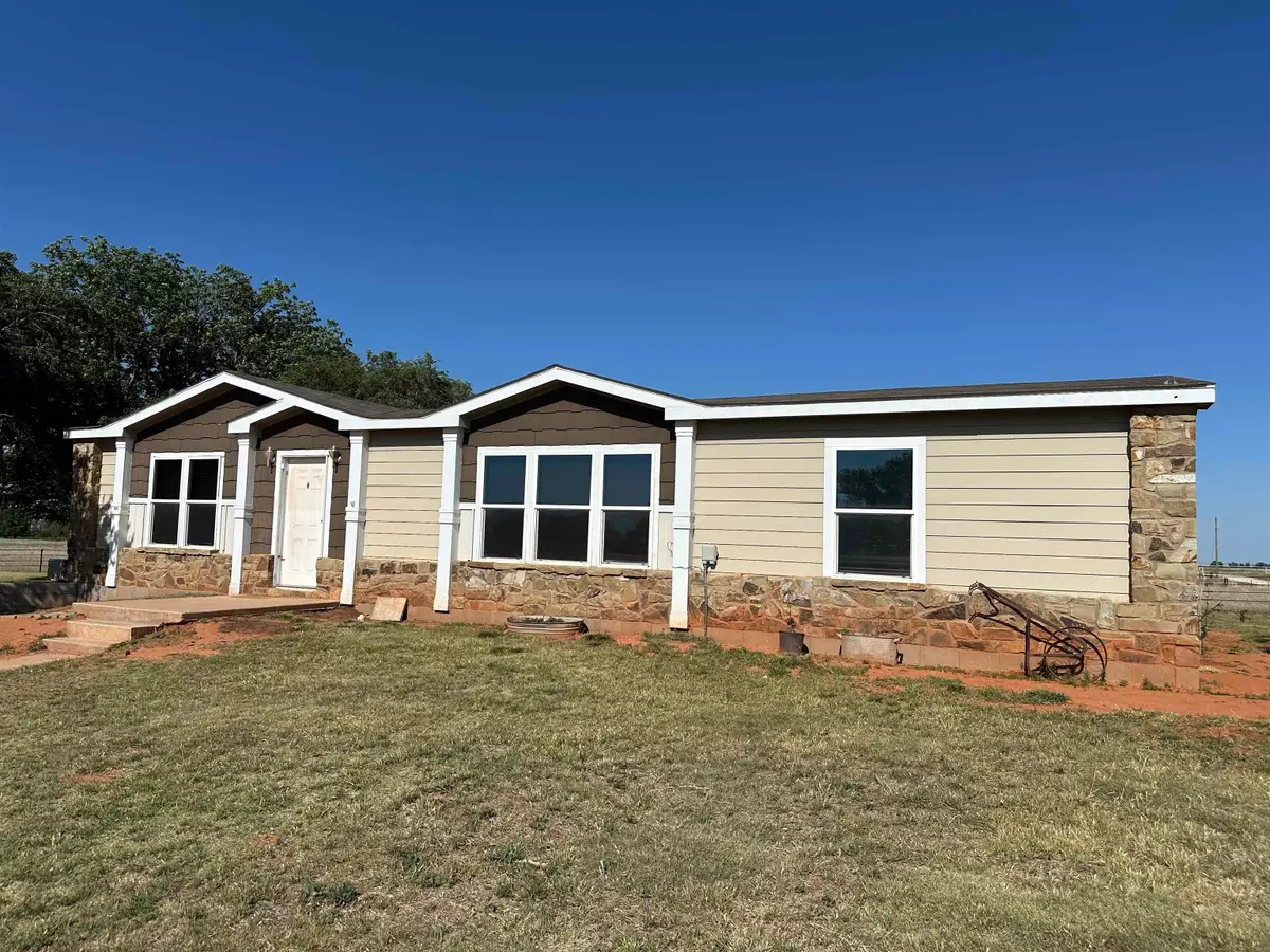 216886 E County Road 52, Mutual, OK 73853 - #1