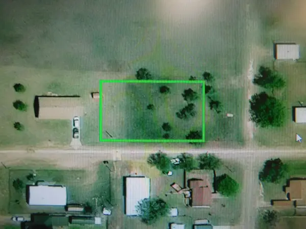 Hall L9 to12 B5 NE Elm St, Goodwell, OK 73939
