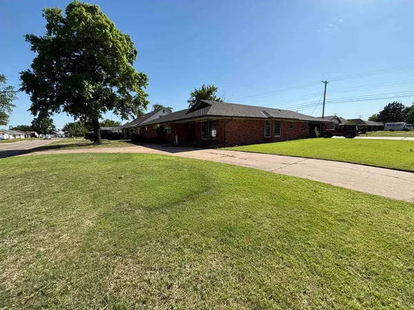 3101 Neilson Dr, Enid, OK 73703