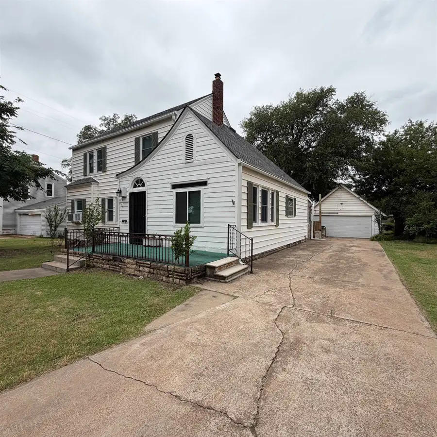115 N 6th, Medford, OK 73759 - #2