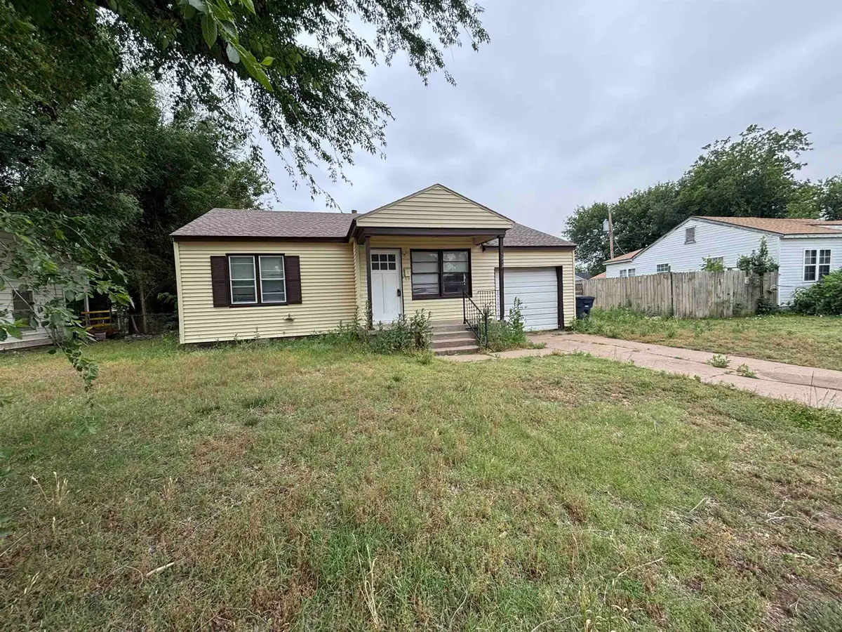 1313 W Hudson, Enid, OK 73703 - #1
