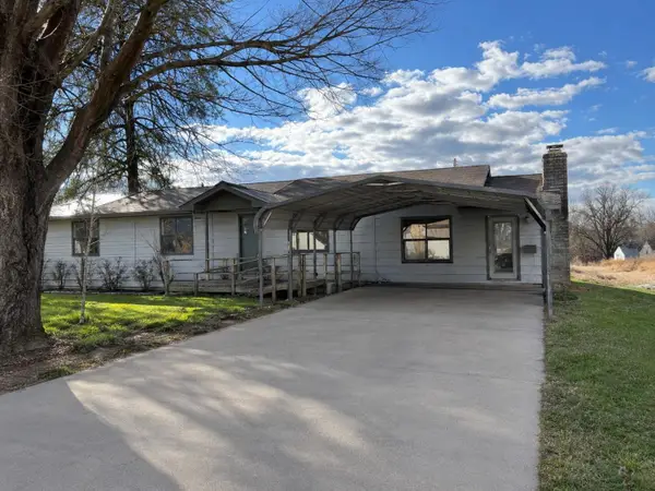 591 E St., Blackburn, OK 74058