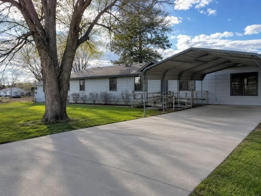 591 E St., Blackburn, OK 74058 - #2
