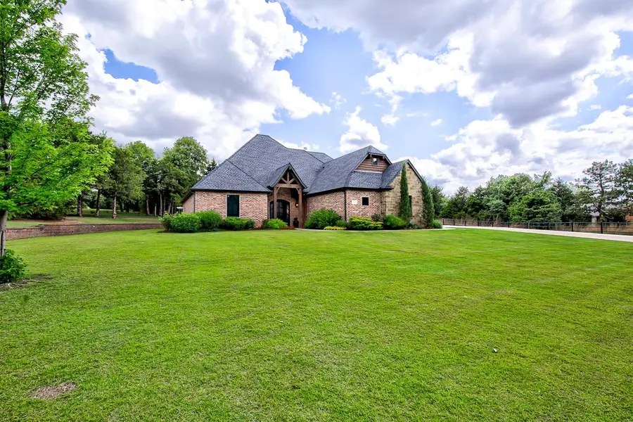 13 Thousand Oaks, Enid, OK 73703 - #2