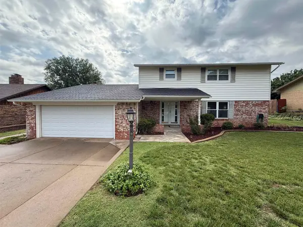 3617 Cheyenne Dr, Woodward, OK 73801-1823