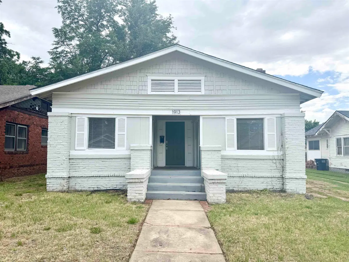 1913 W Oklahoma, Enid, OK 73703 - #1