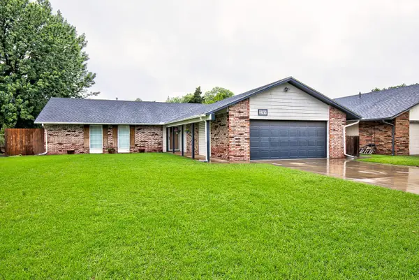 2718 Wagon Trail, Enid, OK 73703