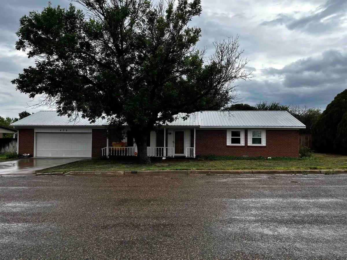 406 Avenue Q, Beaver, OK 73932 - #1