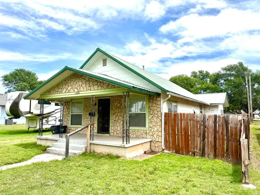 1224 Church, Waynoka, OK 73860 - #2