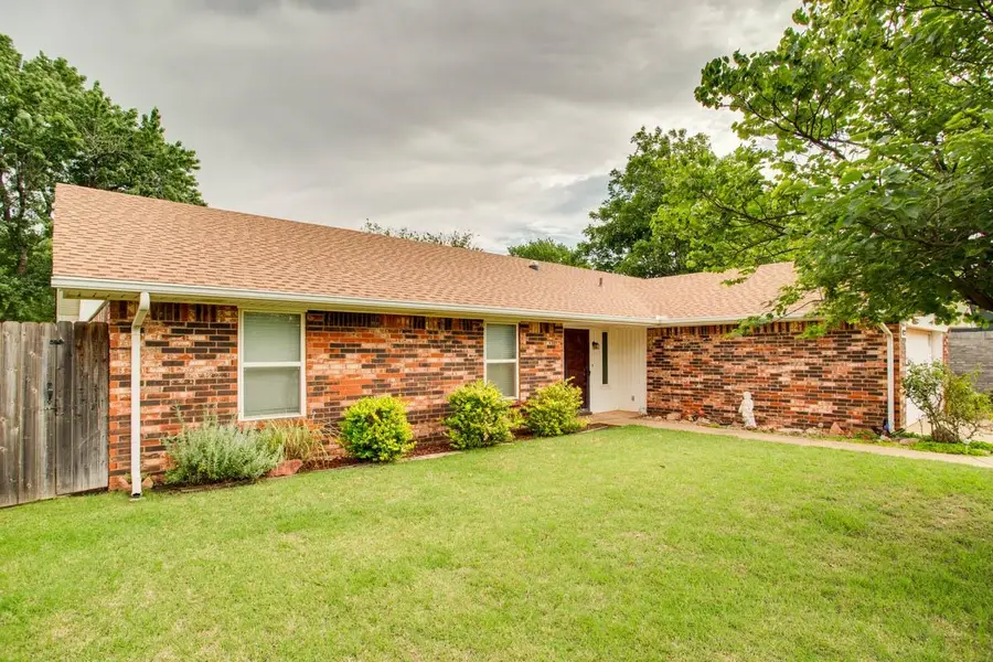 4122 Twilight Ave, Enid, OK 73703 - #3
