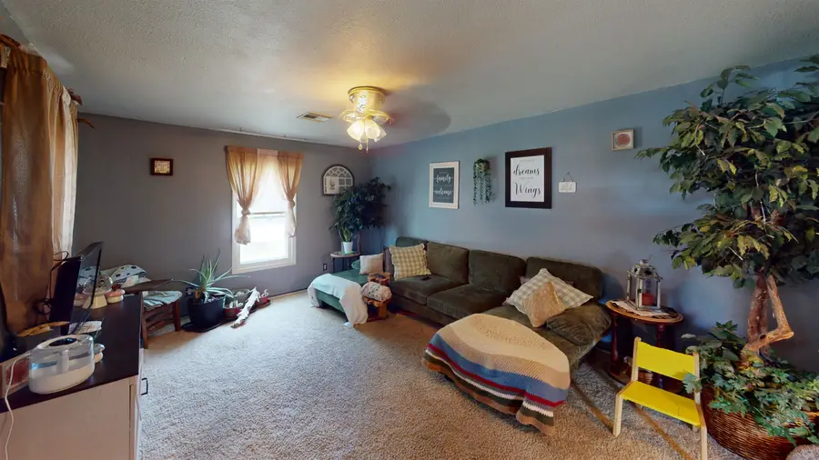 221 S Krouth, Mooreland, OK 73852 - #2
