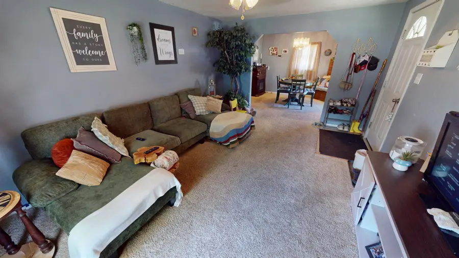221 S Krouth, Mooreland, OK 73852 - #3