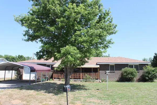 2910 Essex, Woodward, OK 73801-9999