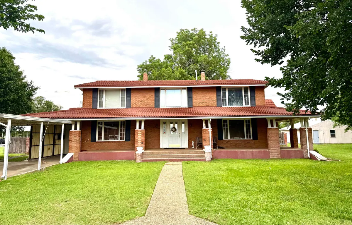 214 NW First St, Laverne, OK 73848 - #1