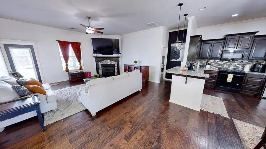 1729 Robin Dr, Woodward, OK 73801 - #3