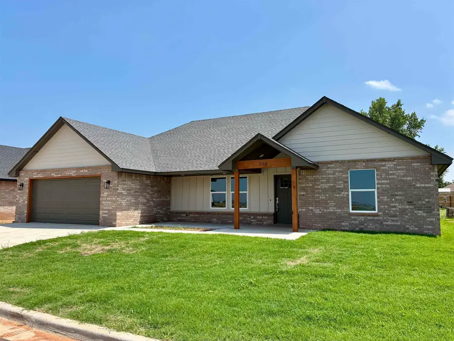 205 Kathy Pl, Waukomis, OK 73773 - #2