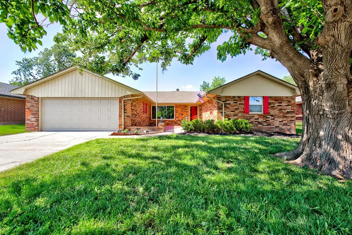 4402 Oackcrest Ave, Enid, OK 73703 - #1