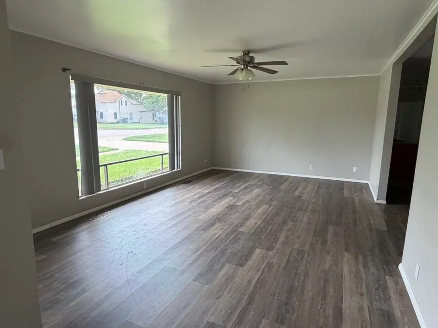 205 E State, Fairview, OK 73737 - #3